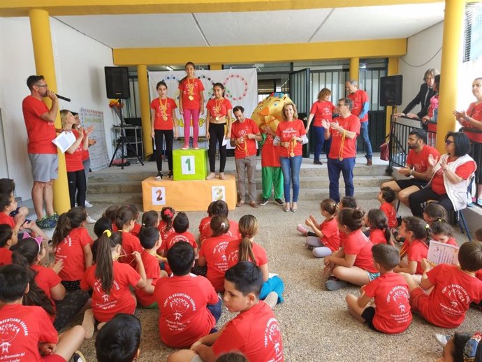 Córdoba.- Educación.- La Junta entrega las medallas de las 33 Olimpiadas Escolares 'Stop al absentismo escolar'