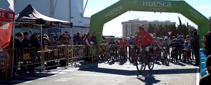 Más de 150 jóvenes participarán en la penúltima prueba de la Liga Escolar de la Bici en Huesca
