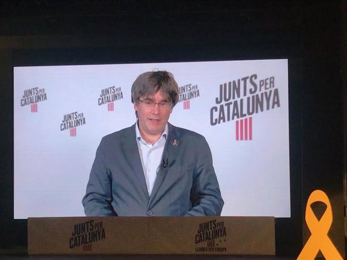 26M.- Puigdemont Pide "No Dejar Solos A Los Que Están En La Prisión Y El Exilio" Con Un Gran Resultado