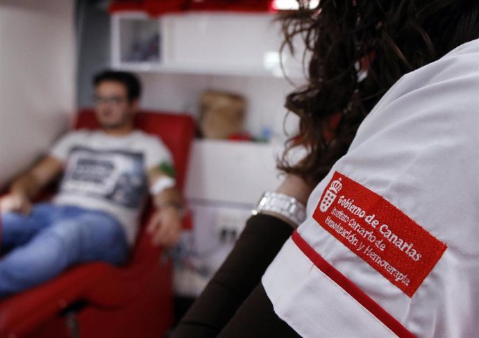 El ICHH continúa con su campaña de donación de sangre en Gran Canaria y Tenerife
