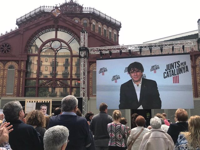 AV-26M.- Puigdemont apela a situar "voces libres" en la UE y la de Forn en Barcelona