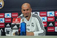 Zidane: "El equipo lo hago yo; si no, me marcharía"