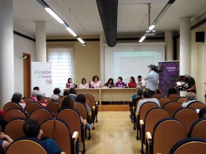 26M.- Podemos Expone Sus Políticas Públicas Feministas Para Hacer Una Región Más Igualitaria