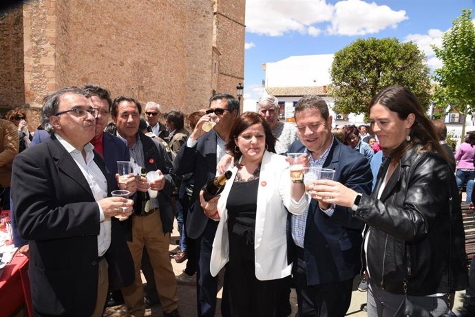 26M.- Page: "Criticar Que Catalanes Presidan Congreso Y Senado Es Confundir Toda Cataluña Con Egoístas Independentistas"