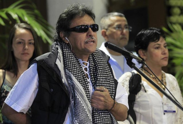 Miembros FARC negocian en Cuba ( Jesus Santrich)