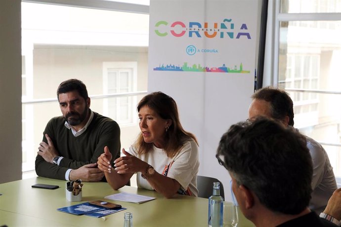 El PP de A Coruña anuncia ayudas al transporte escolar y la apertura de las instalaciones de los colegios a los barrios