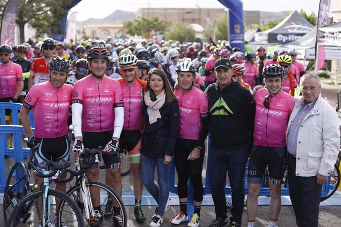 SaboresAlmería.- Más de 500 cicloturistas conquistan 'Las 4 cimas' del programa 'Almería Activa'