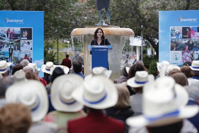 Ayuso cree que Ayuntamiento debe decidir si sigue "creando Madrid", aprobando Madrid Nuevo Norte, o si mira hacia detrás