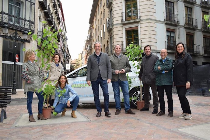 26M.- Azcón (PP) Anuncia Que El Mantenimiento Del Arbolado Urbano Será Una De Sus Prioridades