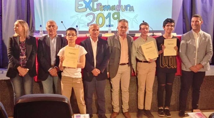 Tres alumnos de Secundaria de Plasencia, Badajoz y Mérida representarán a la región en la Olimpiada Matemática Nacional