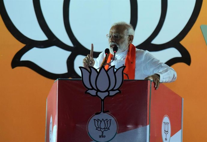 India.- Los sondeos a pie de urna en India pronostican una clara victoria de la coalición del primer ministro Modi