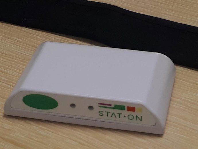 Desarrollan un dispositivo que permite seguir el estado motor de personas con Parkinson