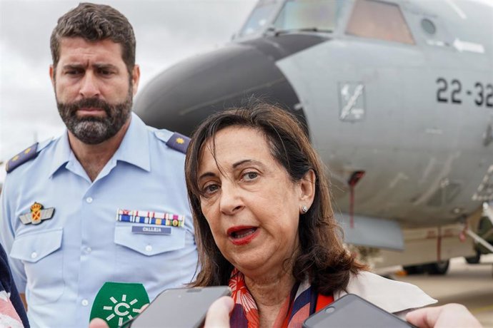 Robles responde a EEUU que la UE mantendrá su apuesta por una defensa común, que no es "incompatible" con la OTAN