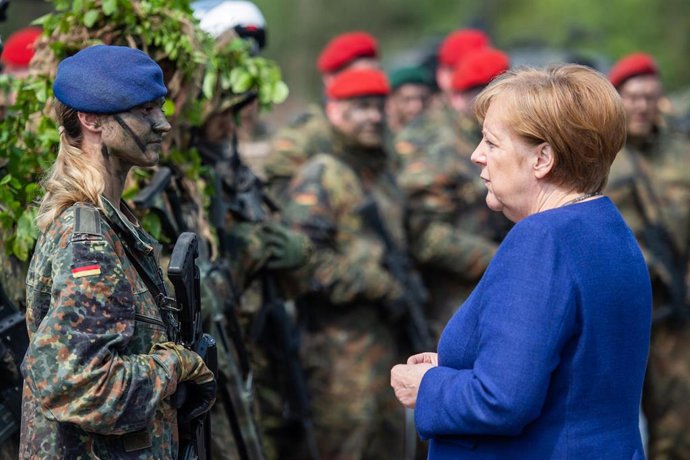 Angela Merkel visits NATO base in Germany