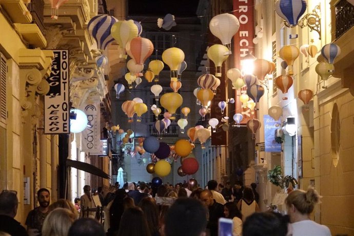 Málaga.- La Noche en Blanco de Málaga roza las 190.000 visitas y consolida las acciones artísticas en la calle