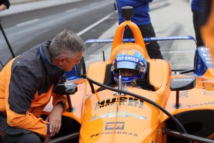 Motor.- Un problema eléctrico y la lluvia lastran el test de Alonso en Indianápolis