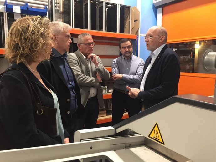 26M.- El PI Proposa Impulsar Un 'Biomedicparc' I Apropar Les Noves Tecnologies A les Petit I Mitges Empreses