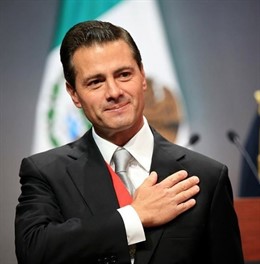 Enrique Peña Nieto presenta oficialmente a su nueva pareja Tania Ruiz