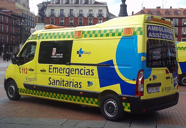 Sucesos.- Dos heridos al volcar un turismo en Herrera de Pisuerga (Palencia)