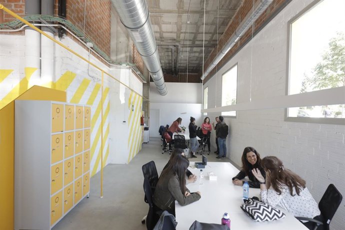 El nou coworking de la Clota entri en funcionament amb 20 treballadors i 11 projectes