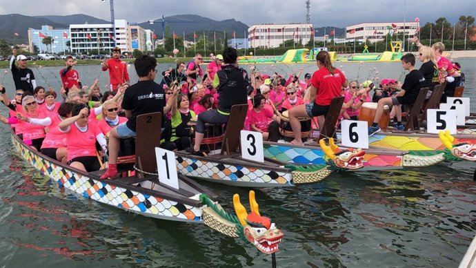 El festival Dragon Boat recauda más de 1.000 euros para investigar nuevos tratamientos en cáncer de mama
