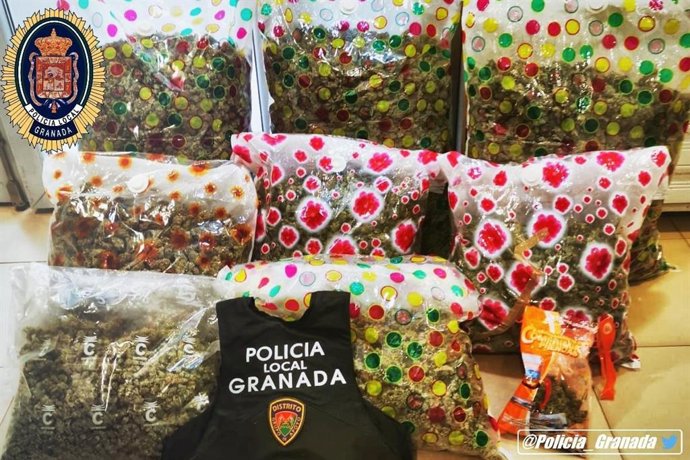 Granada.- Sucesos.- Dos detenidos con más de 25 kilos de marihuana en El Fargue
