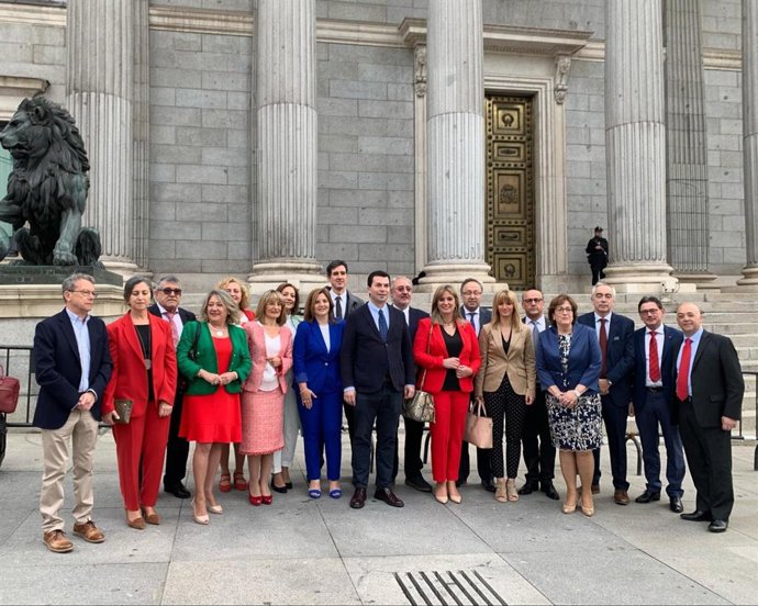 26M.-G. Caballero Pide Alcaldes Socialistas Que Formen "Un Ejercito De Progreso" Y Apoyen El Futuro Gobierno De Sánchez