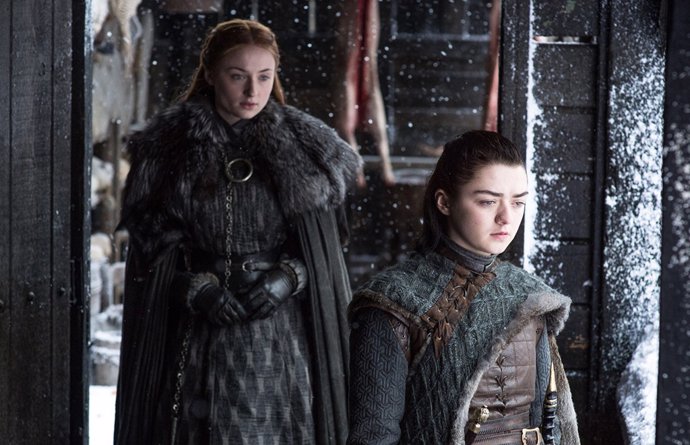 Sansa y Arya responden a los fans que exigen rehacer Juego de tronos: "Es una grave falta de respeto"