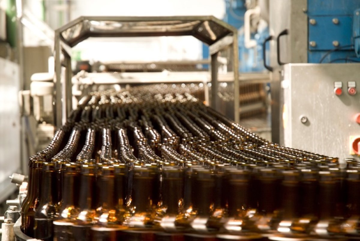 La industria canaria arranca el año con resultados positivos y tiende