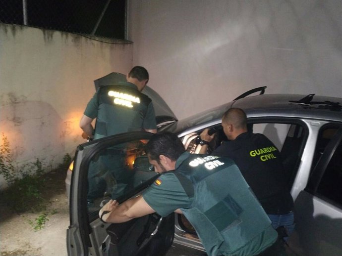 Granada.- Sucesos.- La Guardia Civil detiene a dos personas y se incauta de una pistola tras el tiroteo de Huétor Tájar