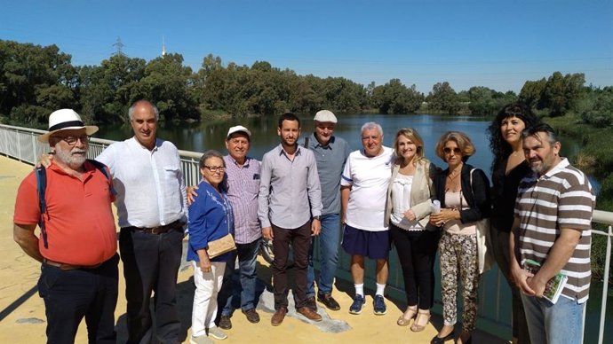 Sevilla.-26M.-Adelante propone un plan contra el calor que multiplicará las zonas de sombra, fuentes, árboles y piscinas