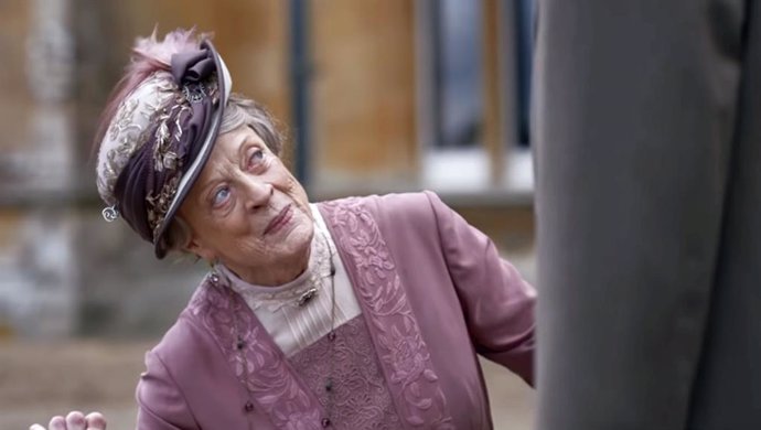 Downton Abbey se prepara para recibir a los Reyes de Inglaterra en el tráiler oficial de la película
