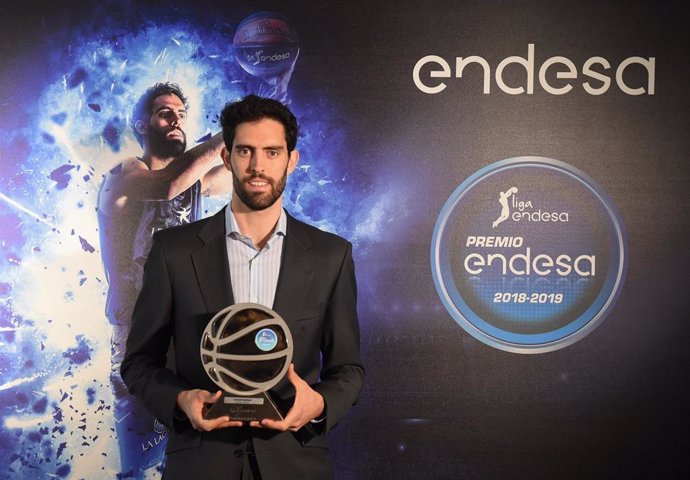 Baloncesto.- Javier Beirán recibe el Premio Endesa al combinar gran rendimiento y comportamiento ejemplar