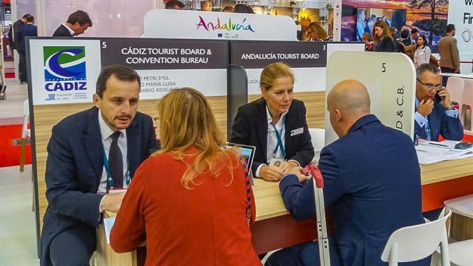 CádizAlDía.- Diputación promociona la provincia como destino de golf y de congresos e incentivos