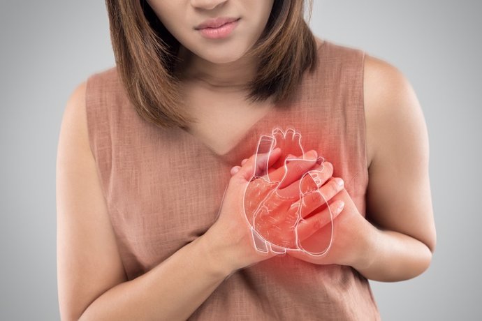 Las mujeres tienen menos probabilidades de ser reanimadas y sobrevivir a un paro cardiaco que los hombres