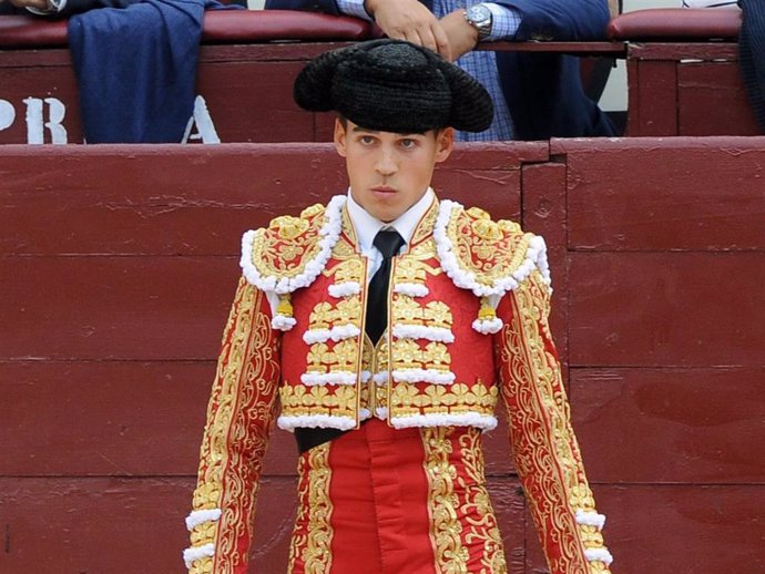 Gonzalo Caballero sufre una grave cornada