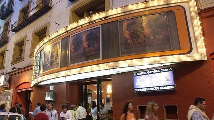 Sevilla.- Arranca la fase de alegaciones de la declaración BIC del cine Cervantes y las antiguas salas Trajano y Lloréns