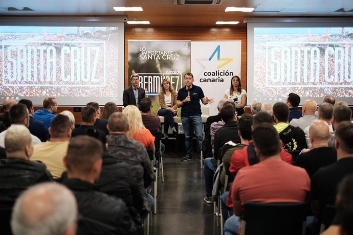 26M.- Bermúdez (CC) Propone Crear Un Nuevo Centro Para Ensayos De Los Grupos Del Carnaval