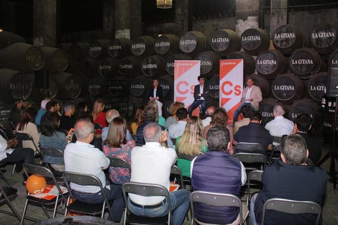 Cádiz.-26M.- Marín (Cs) dice que "hay que aprovechar las oportunidades y la diversificación del sector turístico"