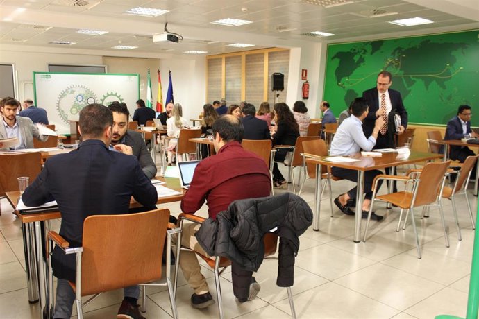 Economía.- Una veintena de firmas de materiales de construcción celebran 136 reuniones con agentes de 11 países