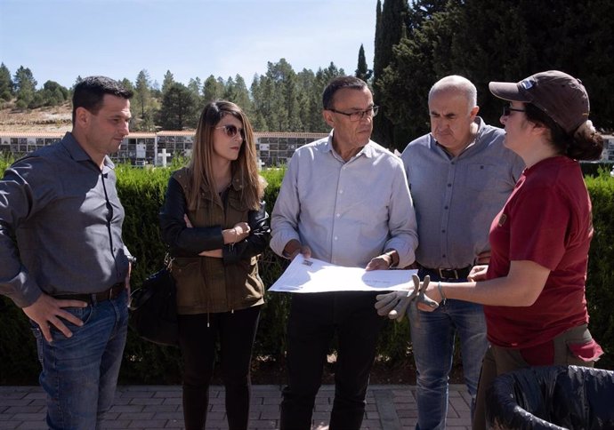 Huelva.- Memoria.- Caraballo visita las exhumaciones de restos hallados en fosas comunes de Nerva iniciadas esta semana