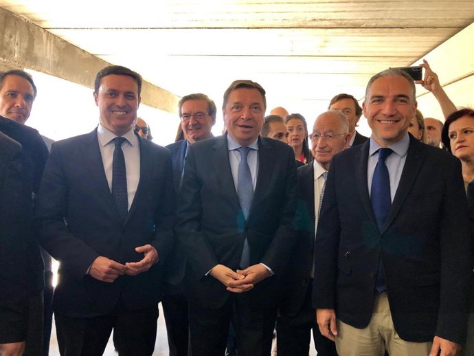 Almería.-Junta llama a "todas las administraciones" a trabajar para que "ninguna gota de agua se tire al mar"