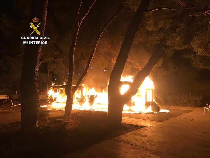 Successos.- Detingut per provocar un incendi en un parc infantil i robar en dos restaurants d'Inca