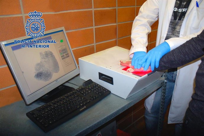 Alicante.- Sucesos.- Detenido por asaltar tres restaurantes de comida rápida para llevarse las cajas de donativos