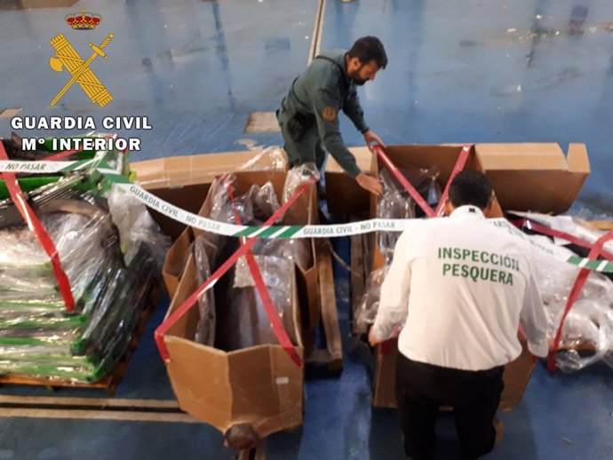 Jaén.- Sucesos.- Intervenida una tonelada de pescado no apto para consumo en el polígono Guadiel, de Guarromán