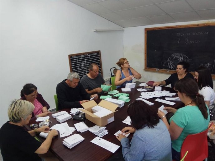 Cádiz.-26M.- PSOE de Jerez lamenta la agresión sufrida por una militante socialista durante un reparto electoral