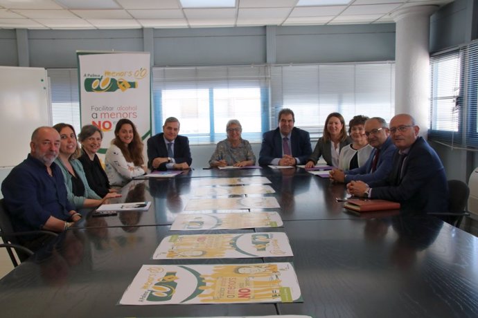 Cort firma un convenio con distintas cadenas de supermercados para evitar la venta de alcohol a menores en Palma