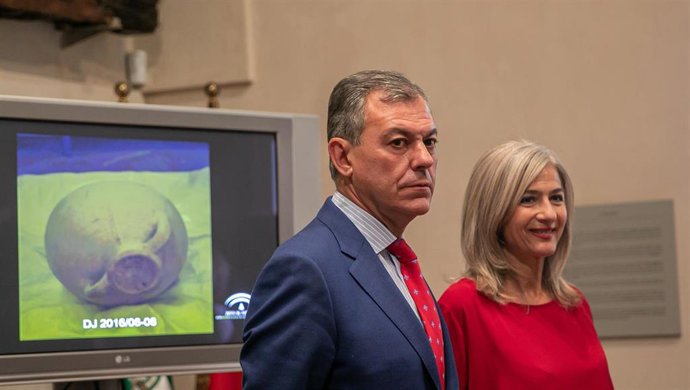 La Consejería de Cultura presenta las conclusiones del estudio del "tesoro" romano de Tomares  