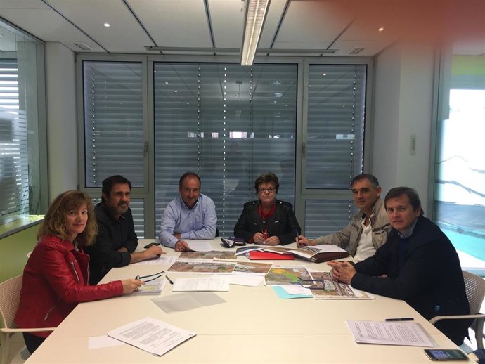 Gobierno y Ayuntamiento de Aranguren convienen las actuaciones para la nueva ubicación de la comisaría de Policía Foral