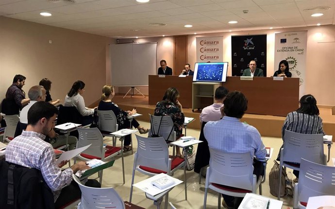 Cádiz.- Una veintena de firmas conocen las soluciones financieras para el comercio con el norte de África